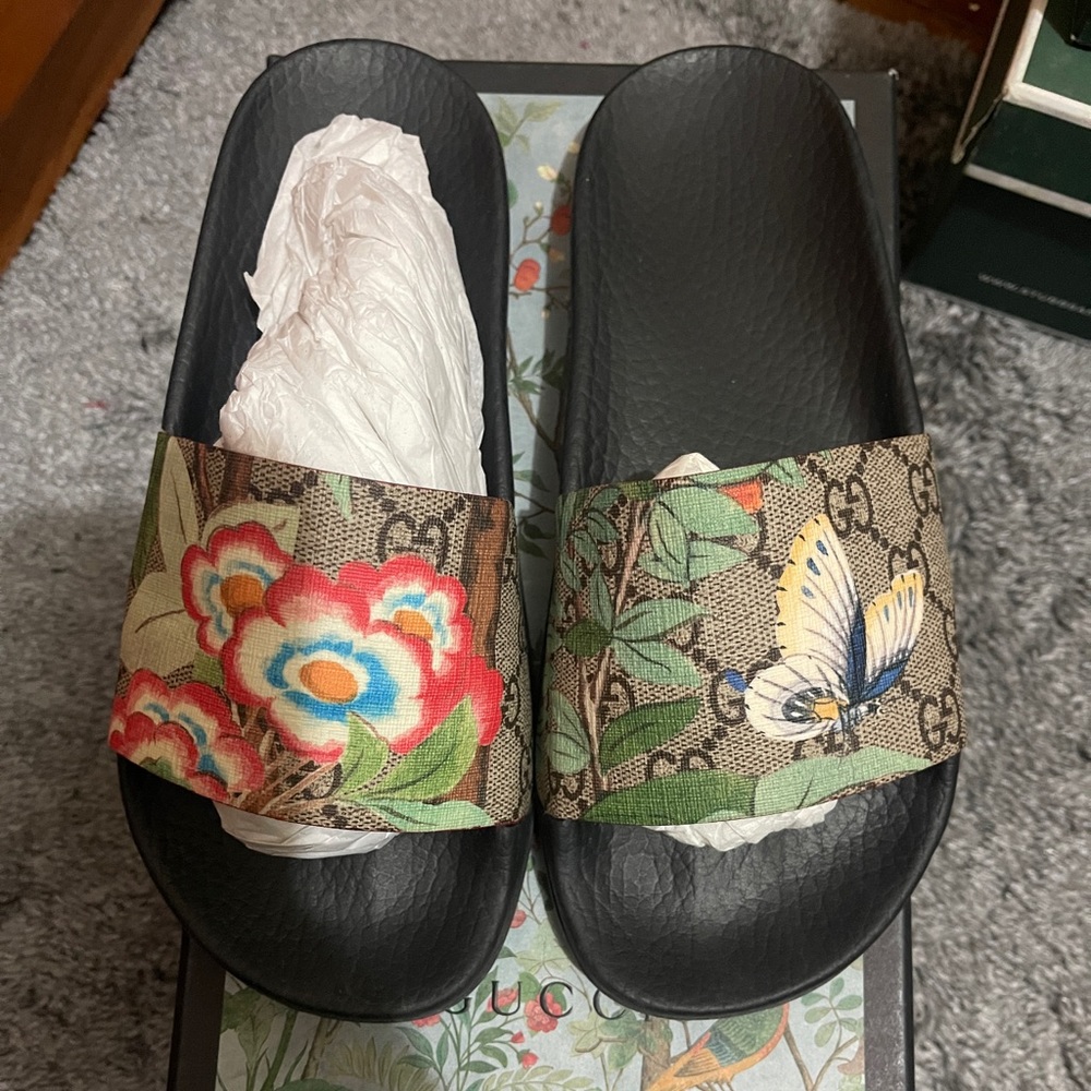 Gucci Tian Slides